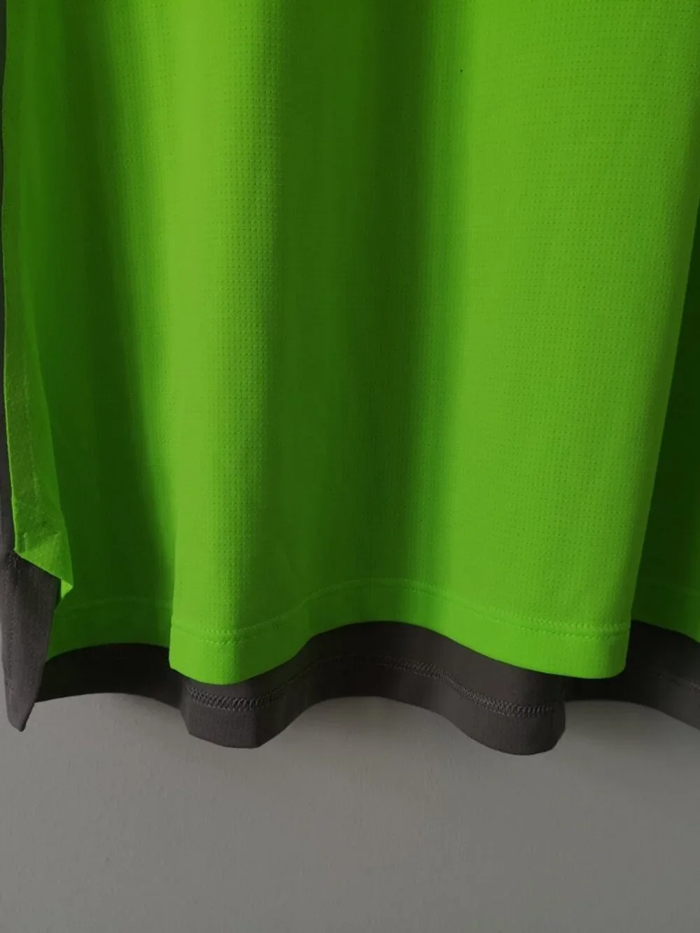 NWT LULULEMON SEAWHEEZE Neon Green Grey Fast &Free SS Top Shirt Men's Large - Picture 4 of 8